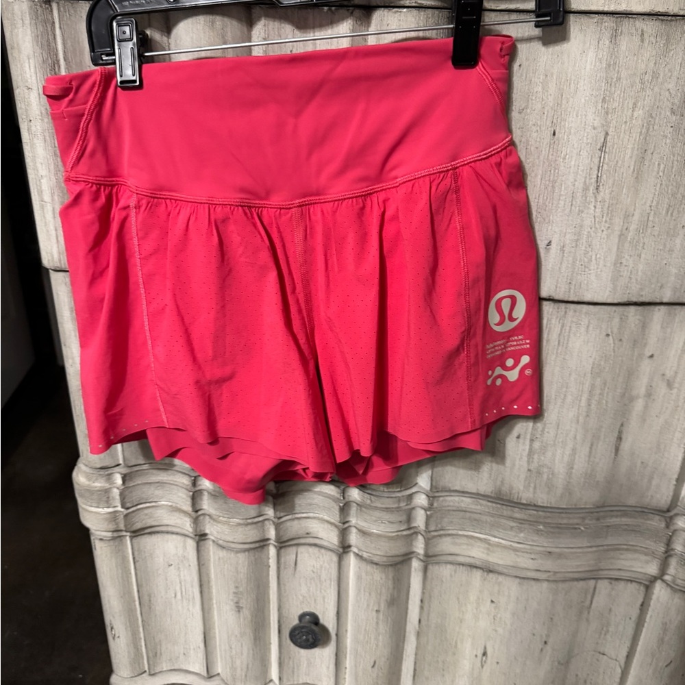 Lululemon Nulux Road to Trail High-Rise Short 4”